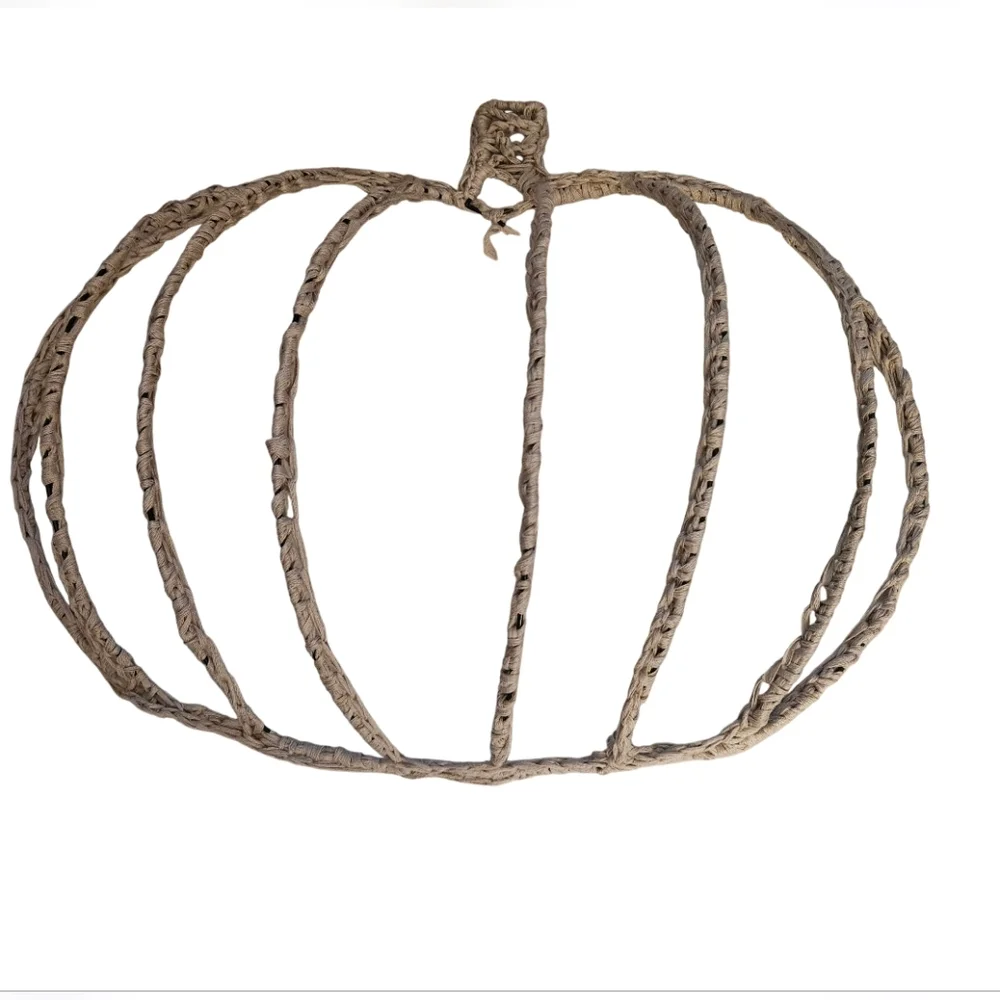 Lace Pumpkin Decor